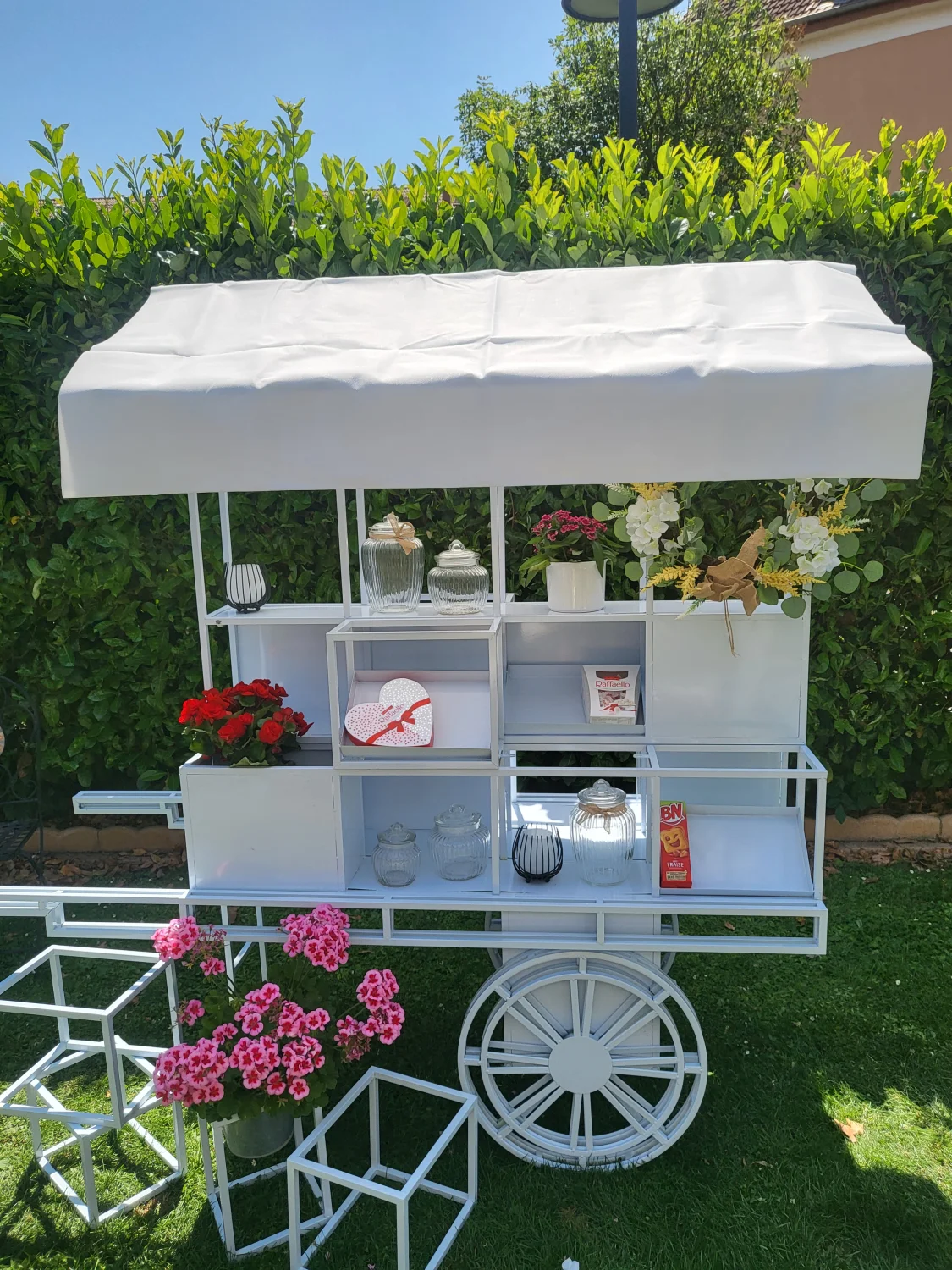 Eventdeko, Eventdeko Mieten, LED Tanzboden Mieten, Tanzboden, Hochzeitsdeko, Hochzeitsdeko Mieten, Fotospiegel, Fotospiegel Mieten, Fotobooth und Partydeko